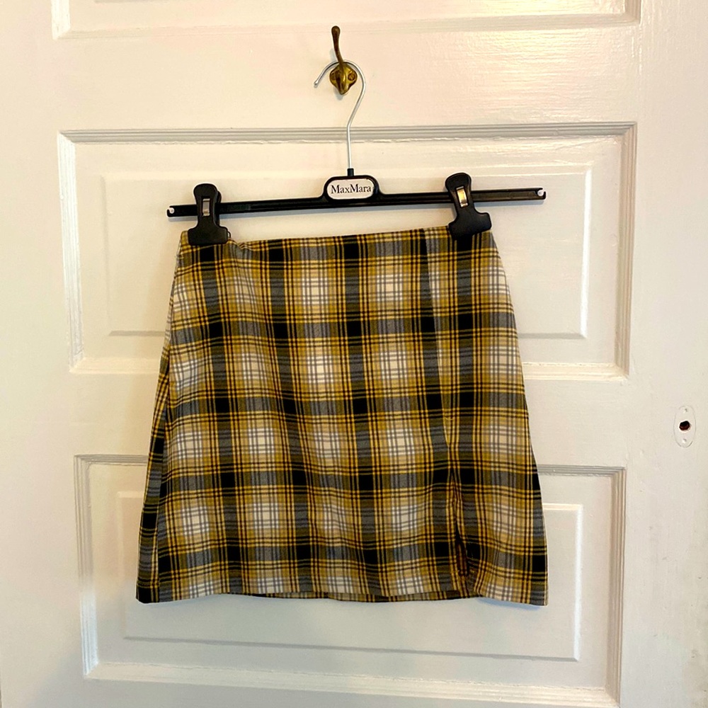 Urban Outfitters Plaid Women’s Skirt Size XS